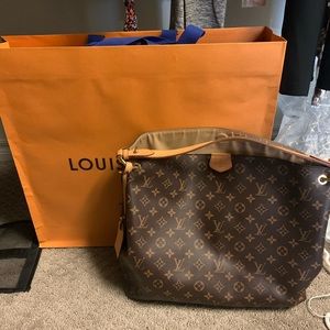 Louis Vuitton Graceful MM